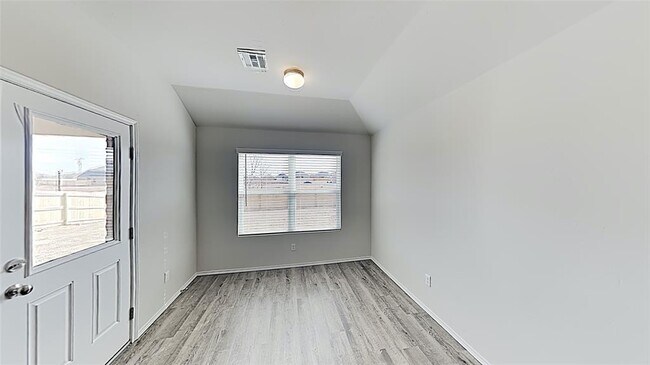 Building Photo - 9704 Laredo Ln