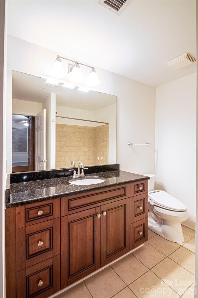 Building Photo - 300 W 5th St