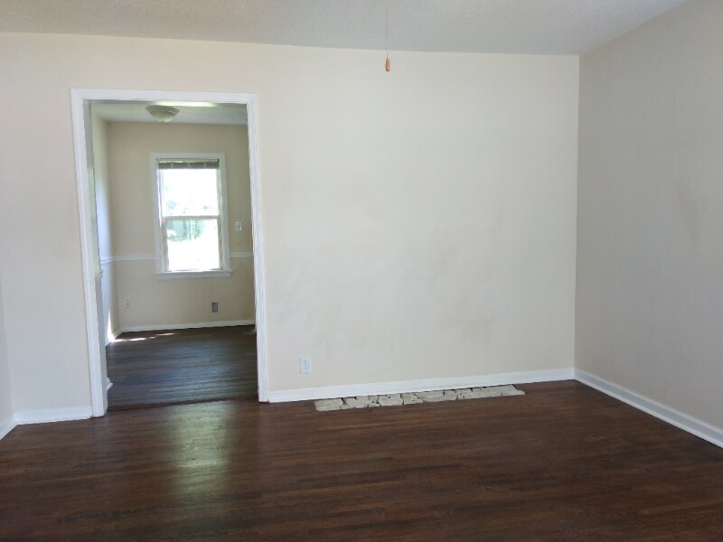 Building Photo - 3415 E Bayley St