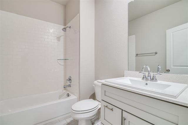 Building Photo - 1421 Derby Dr