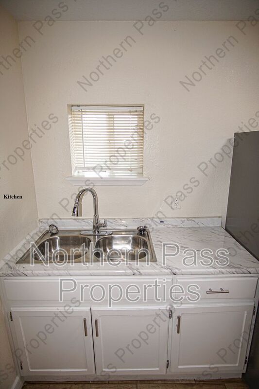 Building Photo - 601 Lafayette Dr