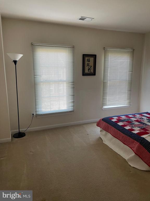 Building Photo - 4129 Trowbridge St