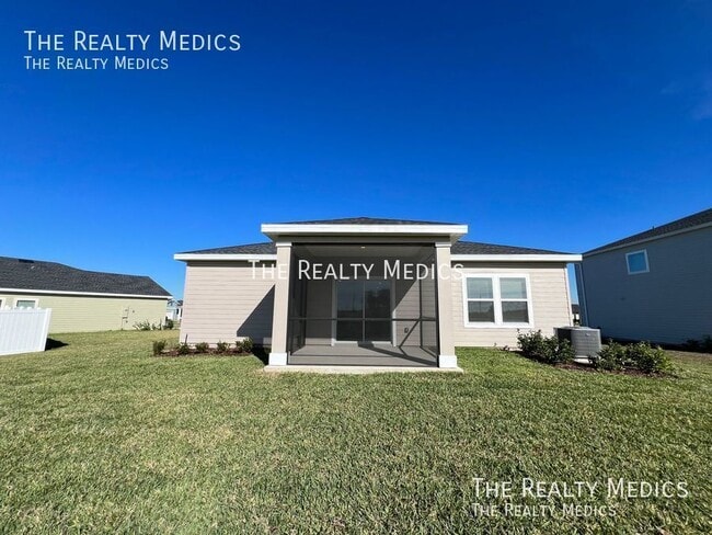 Building Photo - 9301 SW 58th Cir