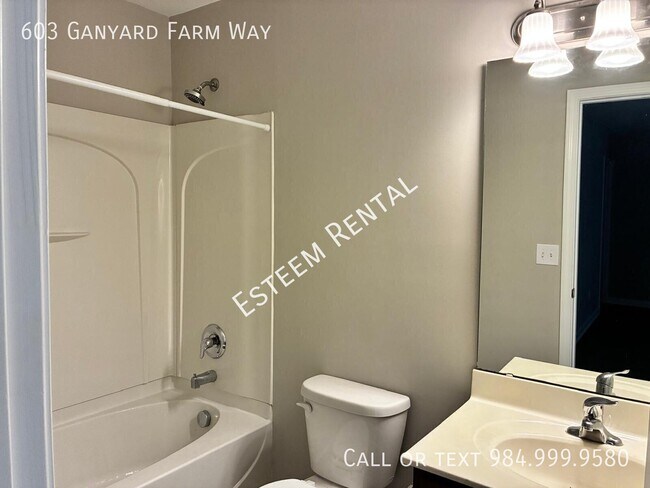 Building Photo - 603 Ganyard Farm Way