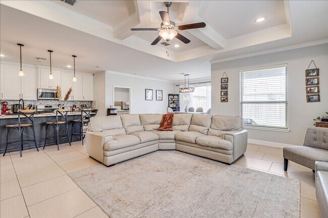 Building Photo - 7618 Quartz Dr