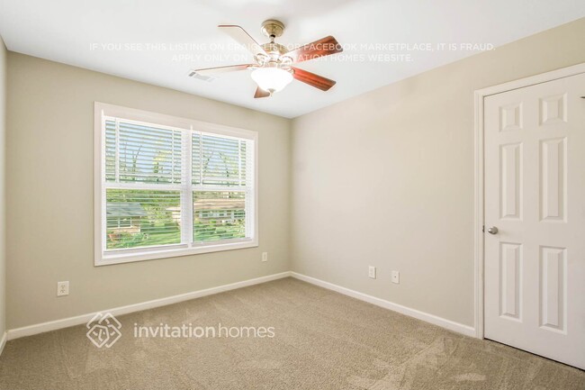 Building Photo - 2507 Brentford Pl