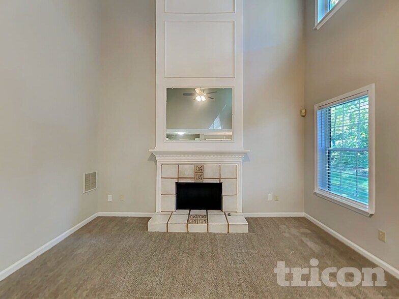 Building Photo - 1101 Tuscany Cir SW