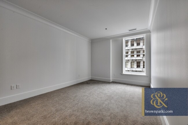 Building Photo - 680 Market St