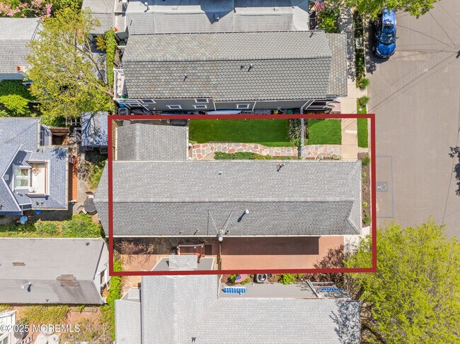 Building Photo - 85 Abbott Ave