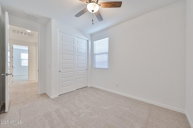Building Photo - 25215 N 172nd Dr