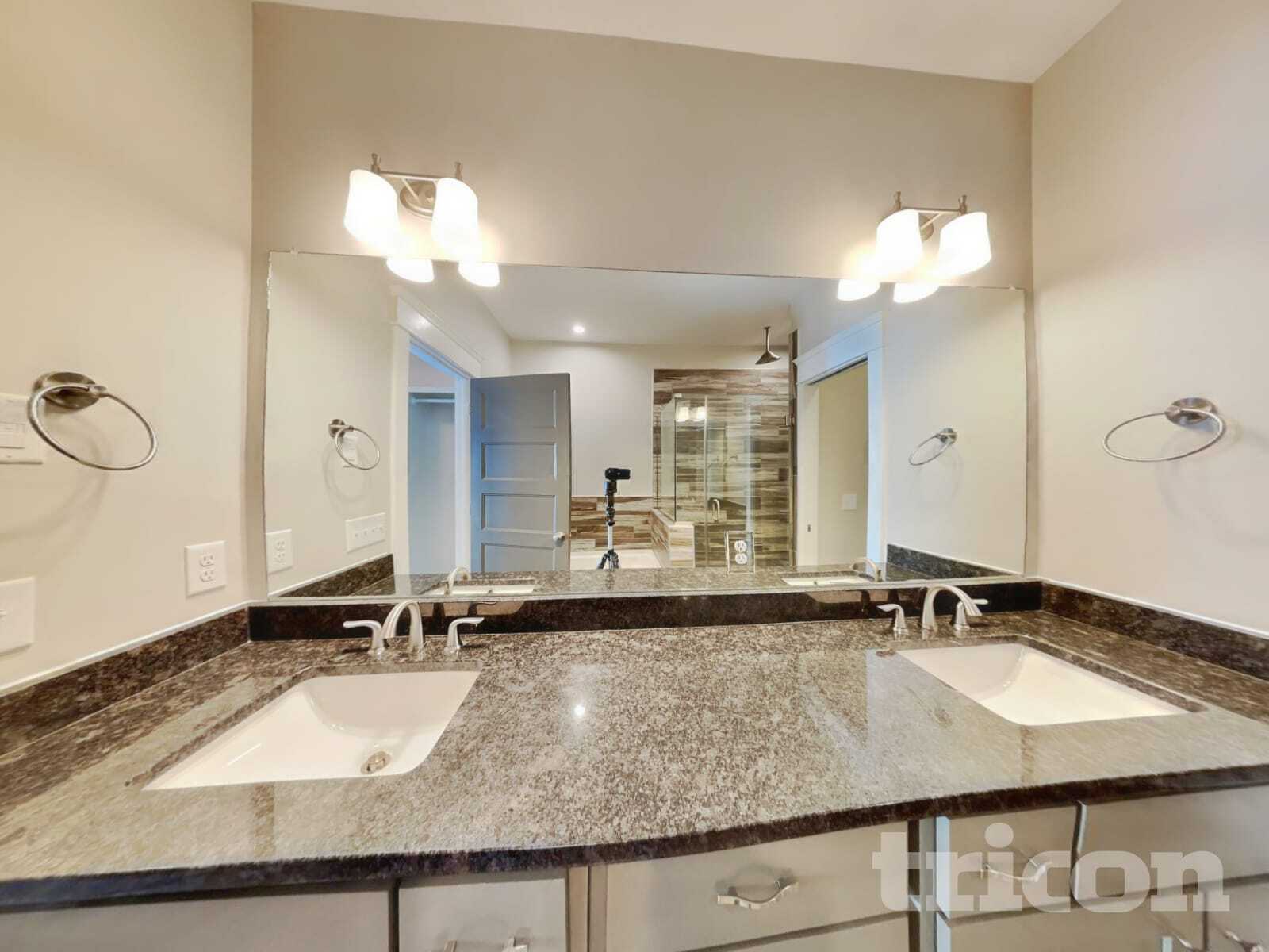 Building Photo - 6817 Charlotte Pike