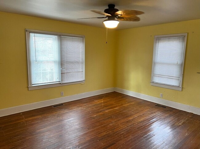 Building Photo - For Rent In Mocksville