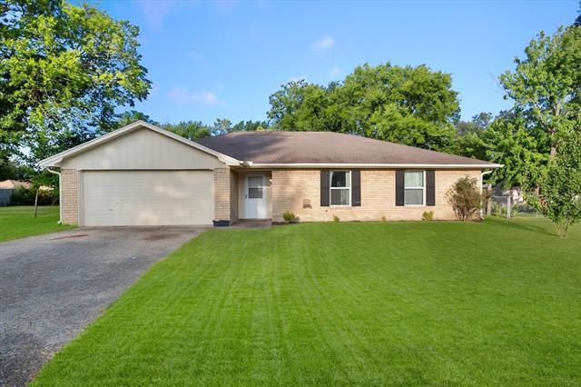 Building Photo - 2604 Fairmont Cir
