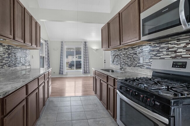 Building Photo - 22000 Cunningham Ave