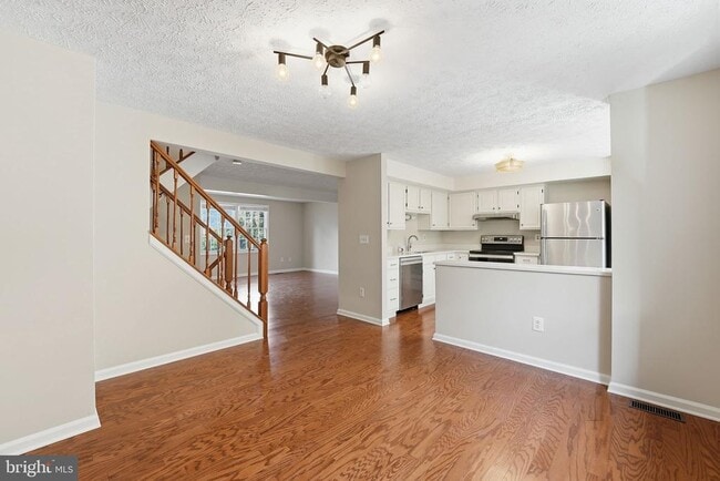 Building Photo - 1118 Casper Dr