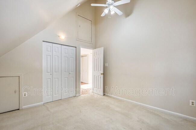 Building Photo - 10929 Beach Mill Rd