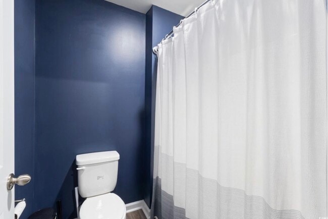 Building Photo - 124 Cassina Dr