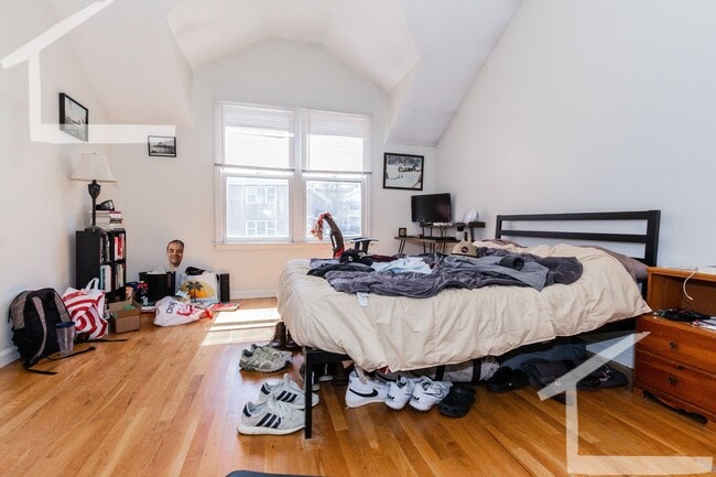 Building Photo - Large Townhouse in Allston, Parking Included, Laundry is in the Unit, Central Heat/AC, Deck