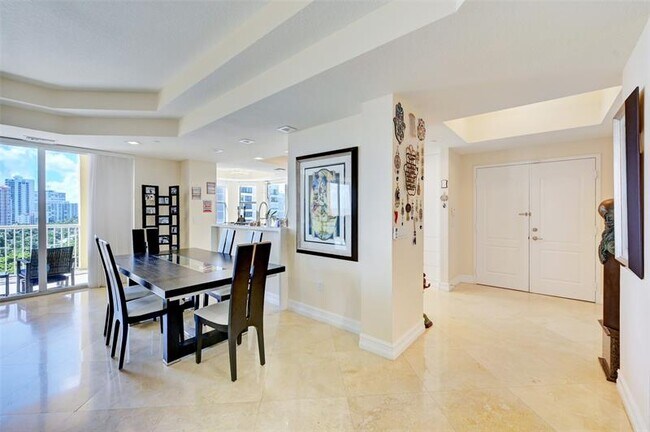 Building Photo - 1395 S Ocean Blvd