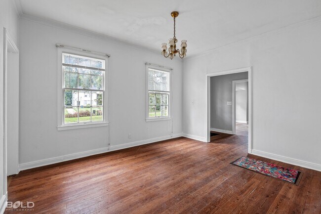 Building Photo - 217 Boulevard Pl