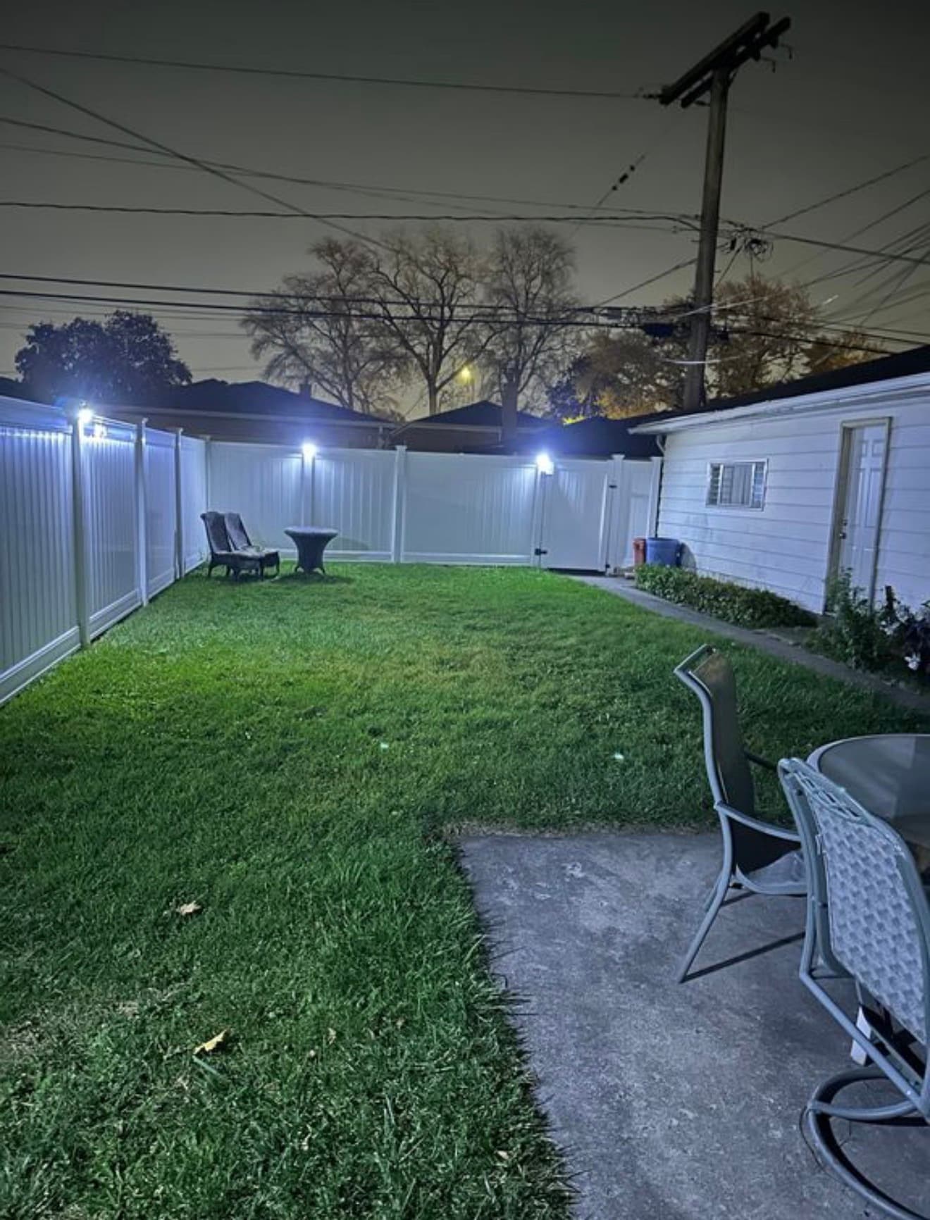 Building Photo - 7805 Central Ave