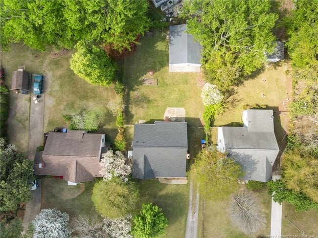 Building Photo - 813 McPherson Ave