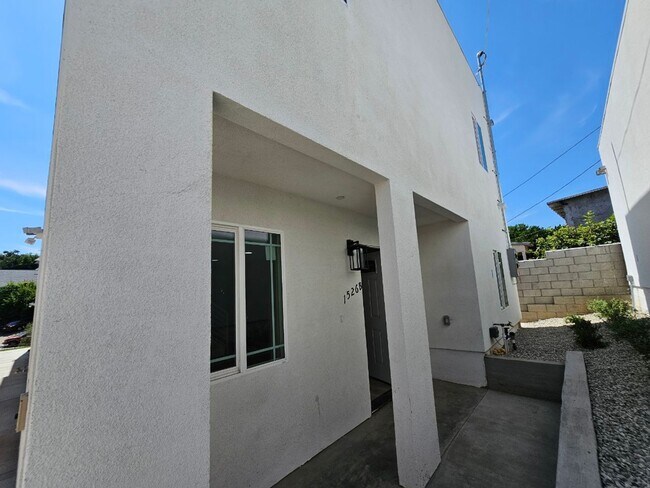 Building Photo - HERBERT(1526)