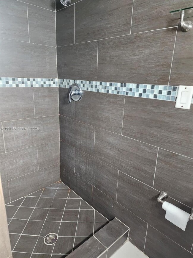 Building Photo - 16101 SW 97th Ave