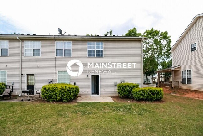 Building Photo - 3 Bedroom Pet-Friendly Home in Hampton, GA with Main Street Renewal
