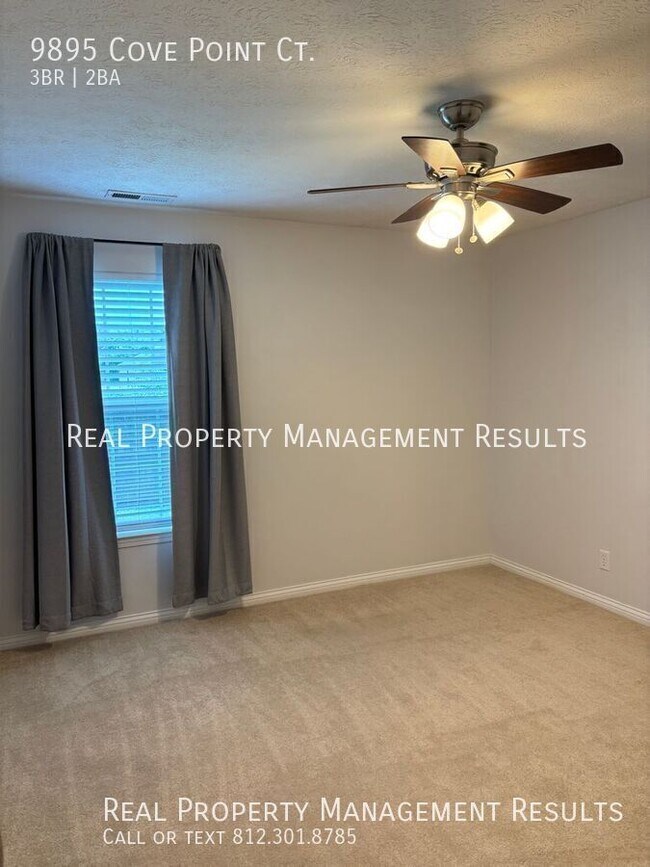 Building Photo - 9895 Cove Point Ct