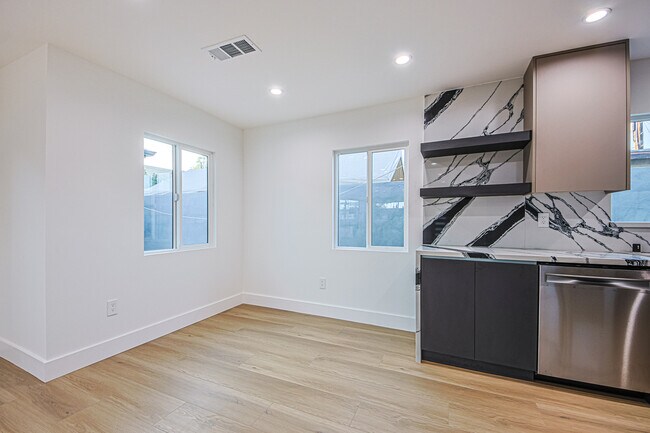 Building Photo - 4573 Triggs St