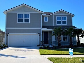 Building Photo - Large Five Bedroom Home