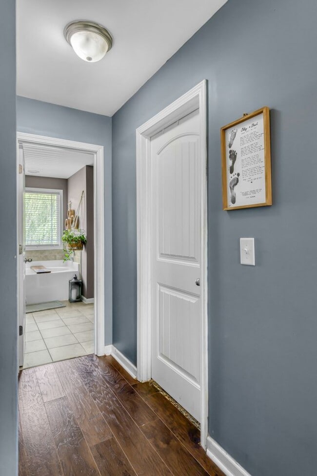 Building Photo - Spacious 4 Bedroom Home in Auburn