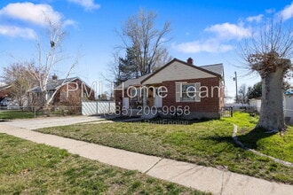 Building Photo - 732 Campbell Heights