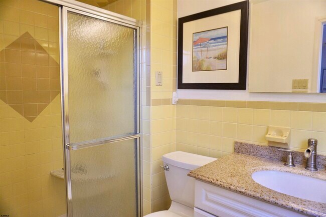 Building Photo - 13 S Haverford Ave