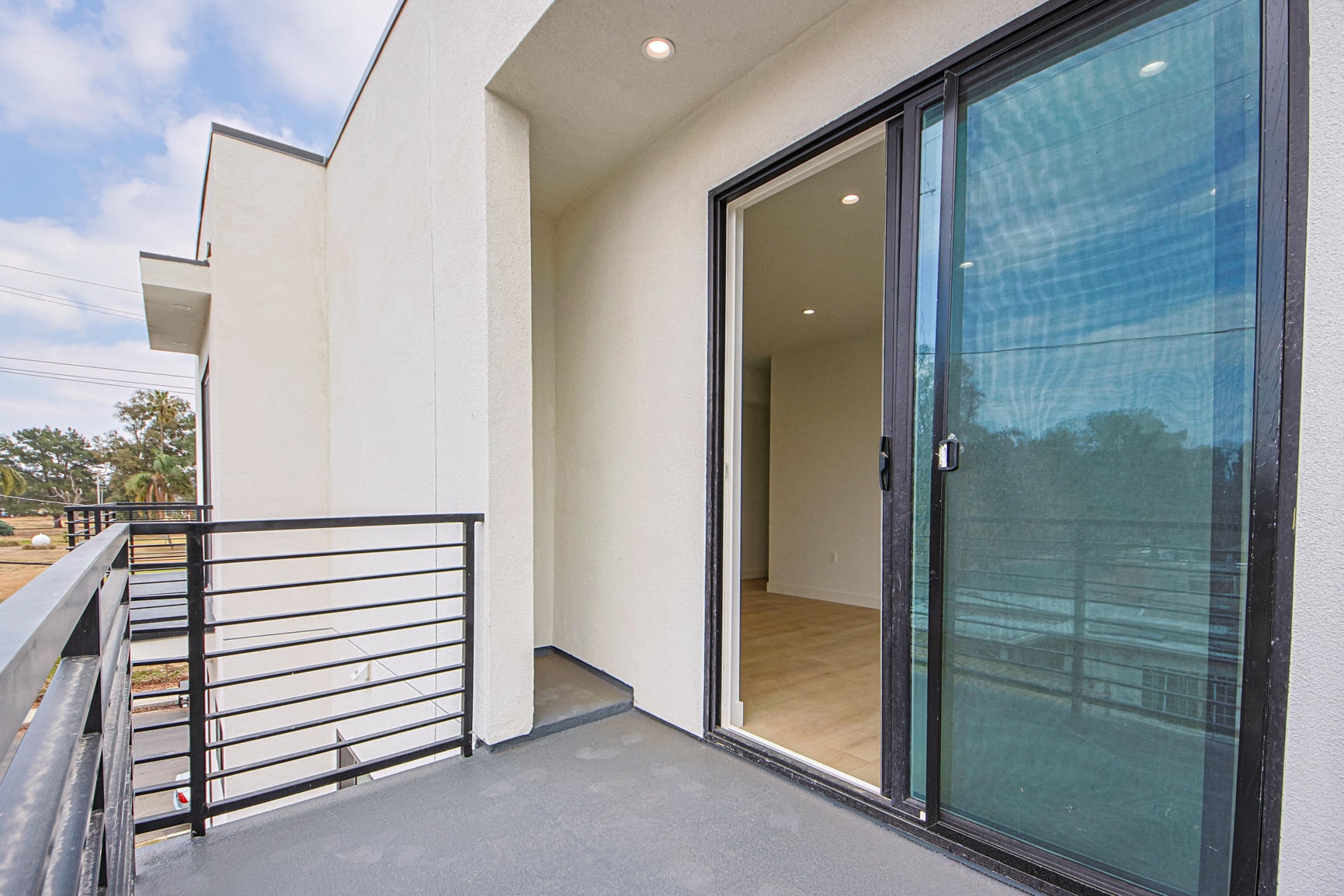 Building Photo - 6405 Odessa Ave