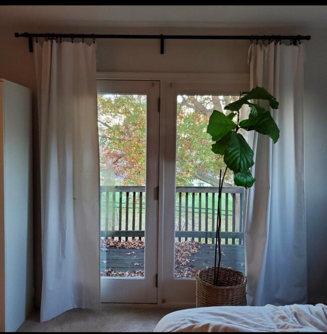 Building Photo - 233 Jackson Ave