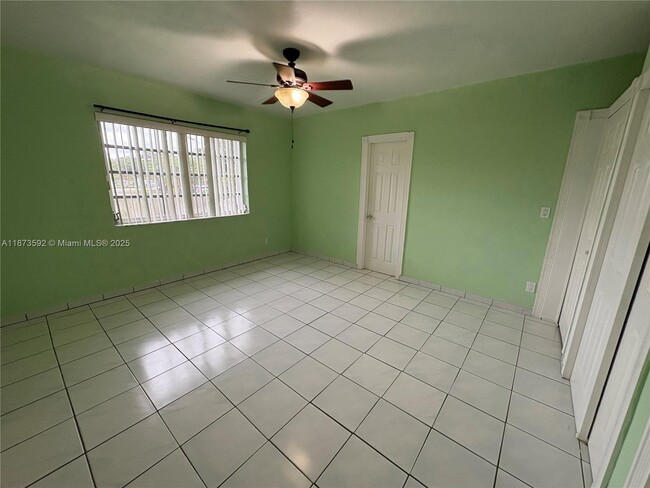 Building Photo - 9470 SW 79th St