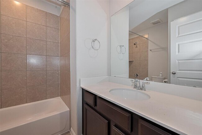 Building Photo - 707 Fresh Sage Crossing