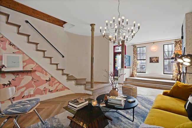 Building Photo - 389 12th St