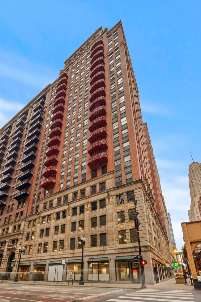 Primary Photo - 208 W Washington St