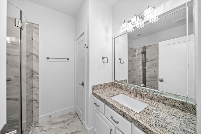 Building Photo - 13419 Preston Cliff Ct