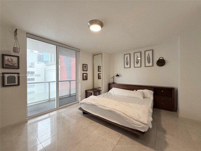 Building Photo - 50 Biscayne Blvd