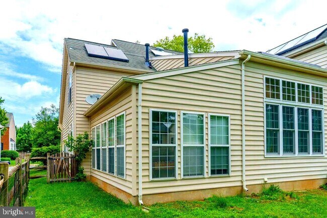 Building Photo - 1761 Wheyfield Dr