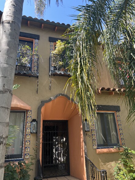 Building Photo - 419 Cloverdale Ave