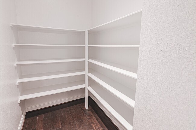 Building Photo - 112 Sundown Ridge Pl