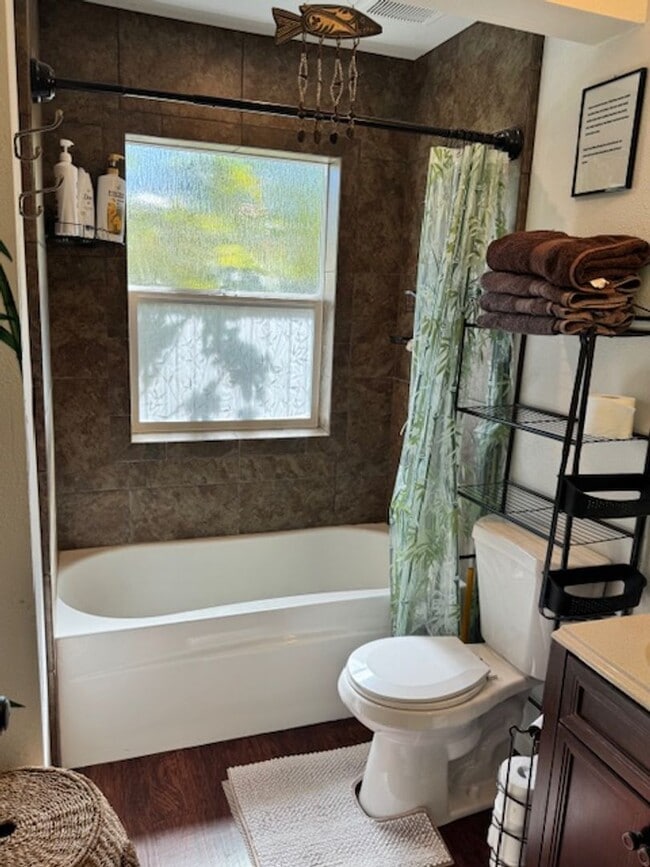 Building Photo - SHAS2352