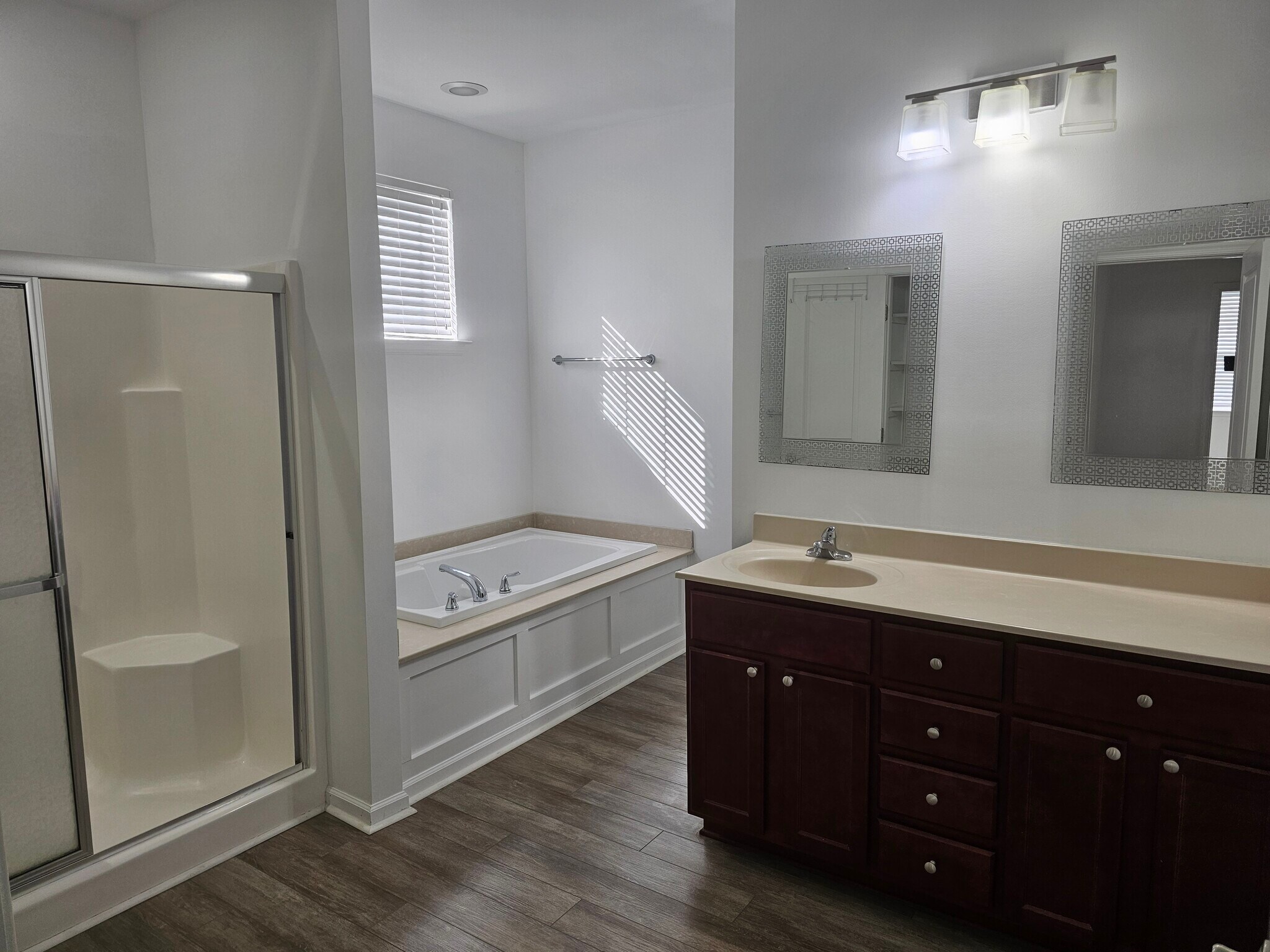 1st Bedroom Bathroom - 2466 Leytonstone Dr