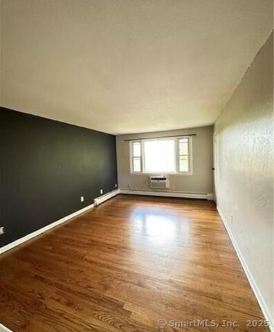 Building Photo - 63 Maynard St