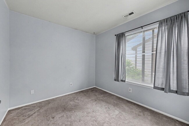 Building Photo - 24225 Evergreen Rd